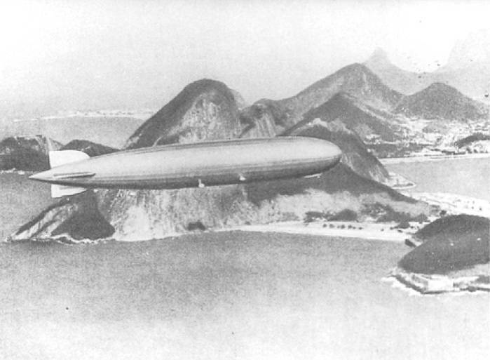 Picture Of LZ 127 Graf Zeppelin over Rio